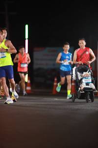 BIB: 1279, 40577
                            <button type="button" onclick="openModal(21304202)" class="btn btn-primary btn-sm float-right btn-popup" data-toggle="modal" data-target=".modal-high-quality">
                        <i class="fas fa-shopping-cart"></i> Add to Cart
                    </button>
                                            <button type="button" onclick="isThisMe(21304202, true)" class="btn btn-success btn-sm float-right btn-popup btn-isme hidden" data-toggle="tooltip" data-placement="bottom" title="นี่คือรูปของคุณใช่ไหม คลิกที่นี่เพื่อเอาเข้าอัลบั้ม">
                        <i class="fas fa-plus"></i> Add to album
                    </button>
                    <button type="button" onclick="isThisMe(21304202, false)" class="btn btn-warning btn-sm float-right btn-popup btn-isnotme hidden">
                        <i class="fas fa-ban"></i> Remove from album
                    </button>